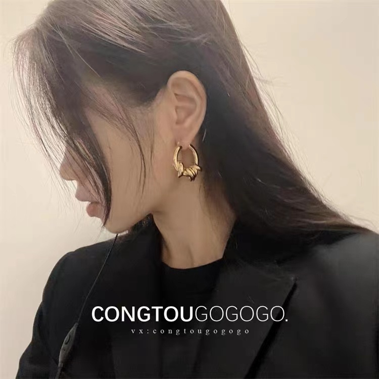 Ba*len*cia*ga earrings